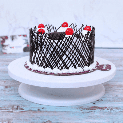 Top 5 Delicious Cakes Through Which You Can Surprise Your Siblings