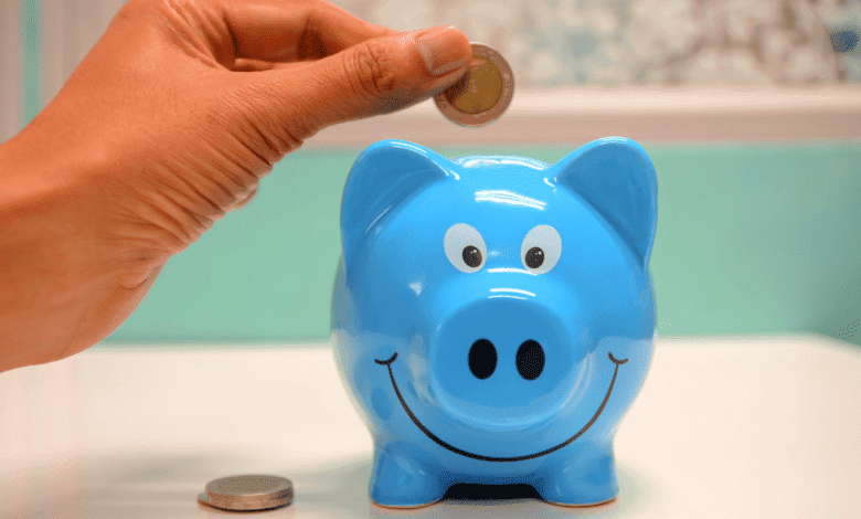 How Much Money to Keep in Your Savings Account